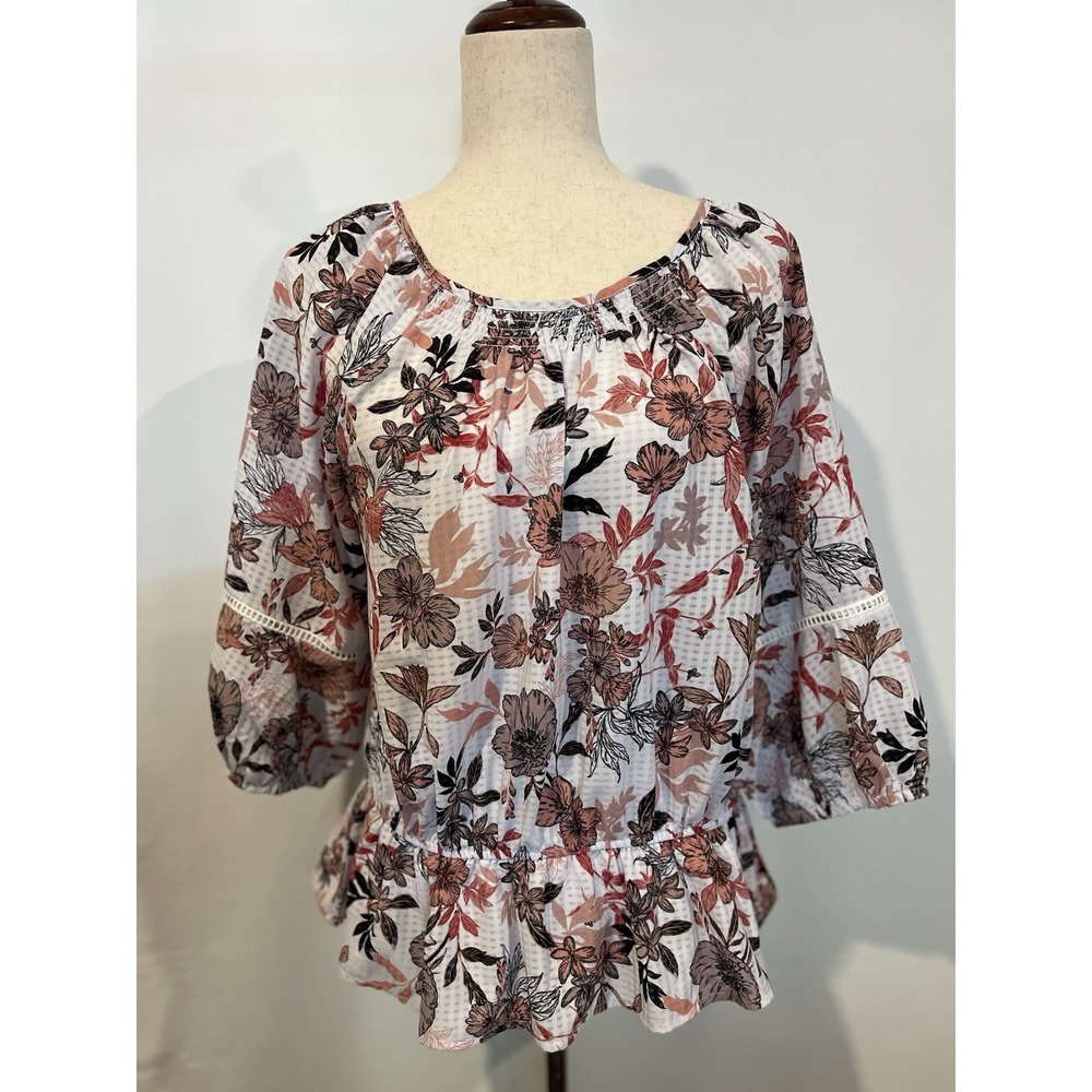 adrienne vittadini Floral Blouse Small